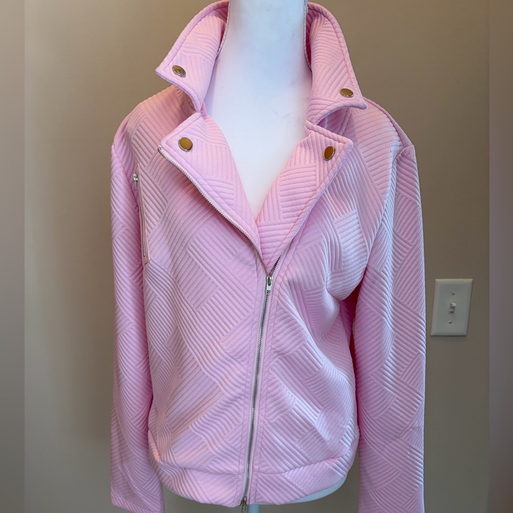 #459 SHEIN NWOT Adorable Light Pink Quilted Zip-Up Bomber Jacket